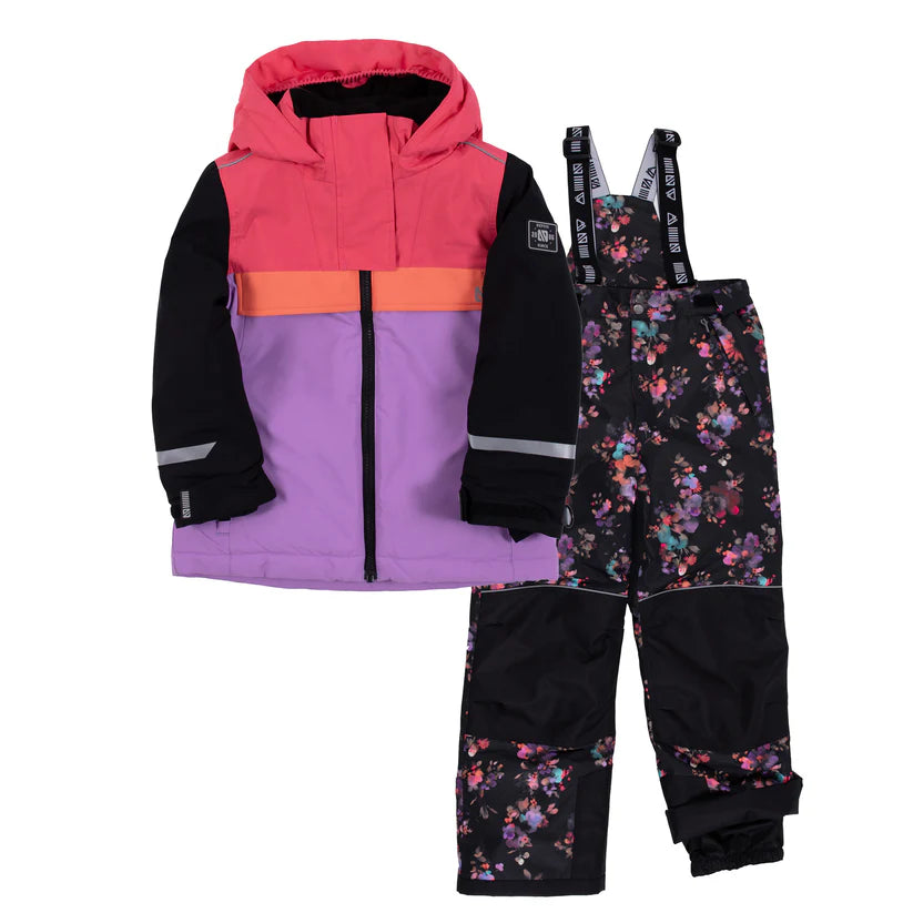 Nanö habit de neige for age 7, featuring a warm, insulated design in a vibrant color suitable for winter activities.