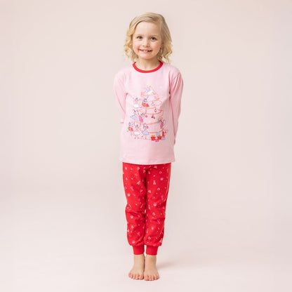 Pyjama - Nanö fille rose et rouge en jersey avec imprimé devant et motifs sur pantalon, manches longues, vue de face porté sur enfant.