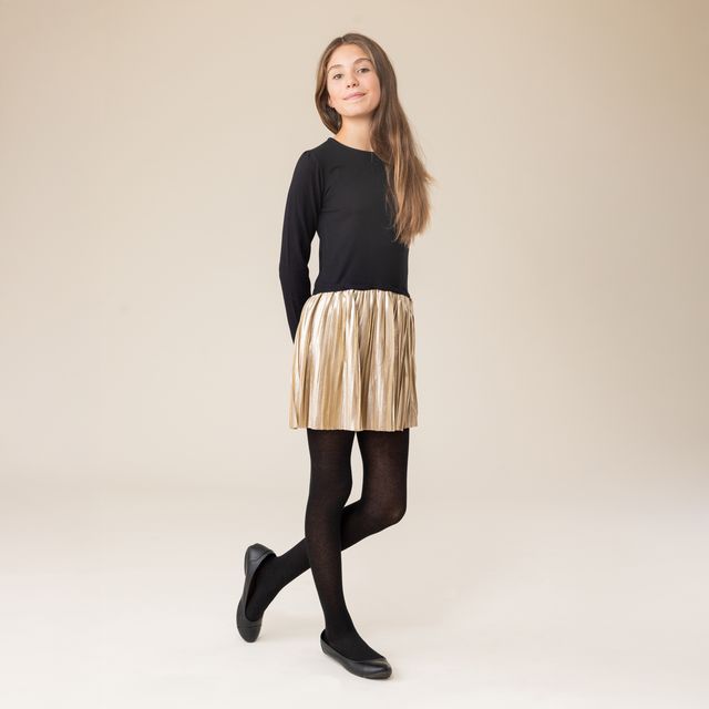 Robe - Nanö noire à manches longues avec jupe plissée dorée brillante en jersey, pour fille, vue de face portée