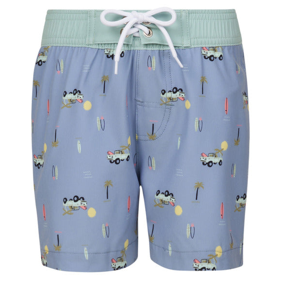 Maillot de bain - Northcoast short bleu clair avec motifs voitures, palmiers et planches, taille verte, vue de face, enfant garçon.