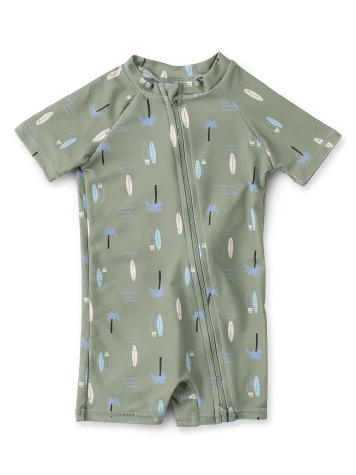 Maillot de bain - Northcoast vert kaki à manches courtes avec motifs planches de surf et palmiers bleus, pour enfant, vue de face
