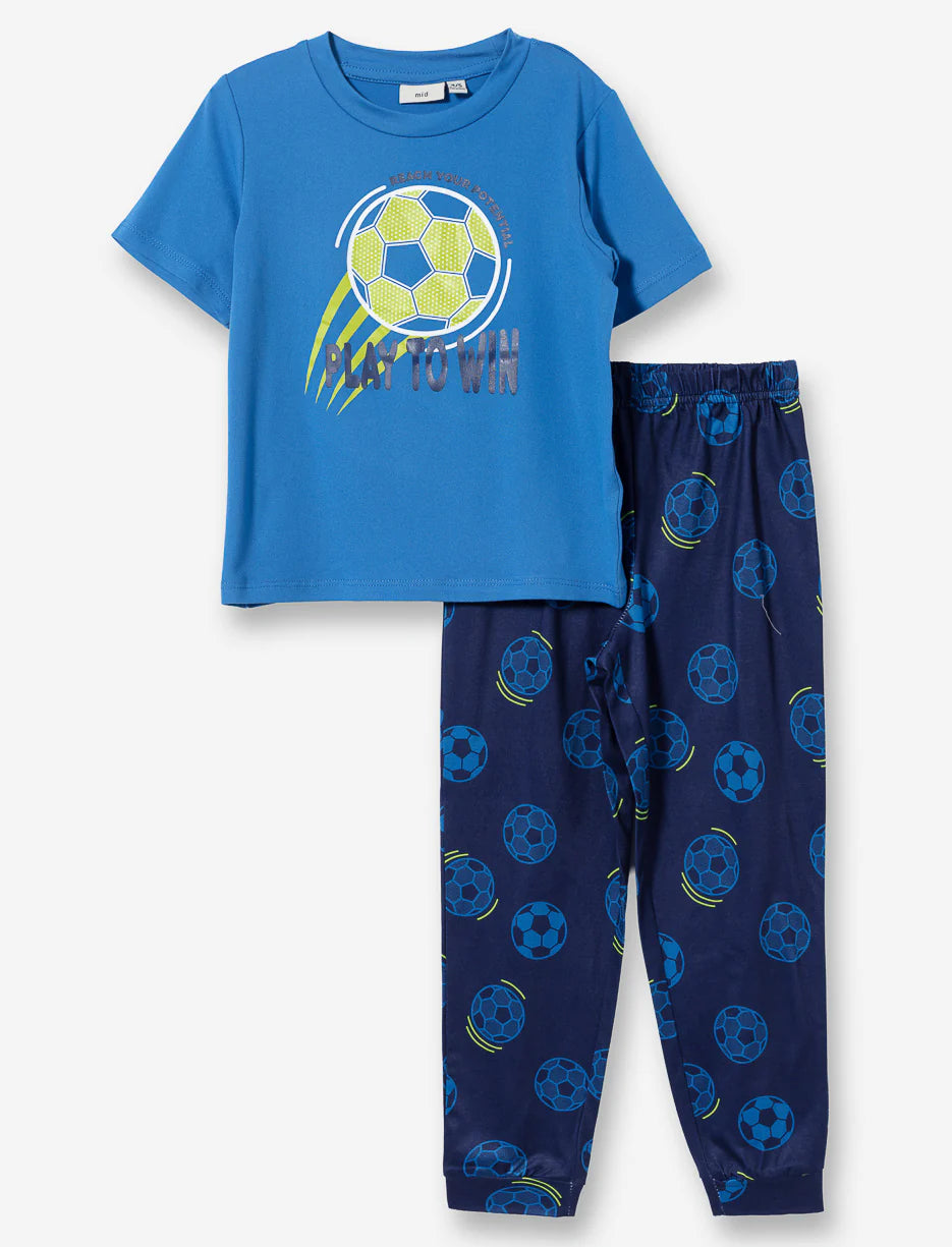 Pyjama - M.I.D bleu ciel et marine avec motifs ballons de foot jaunes et bleus, pour enfant garçon, vue de face, tissu polyester et élasthane.