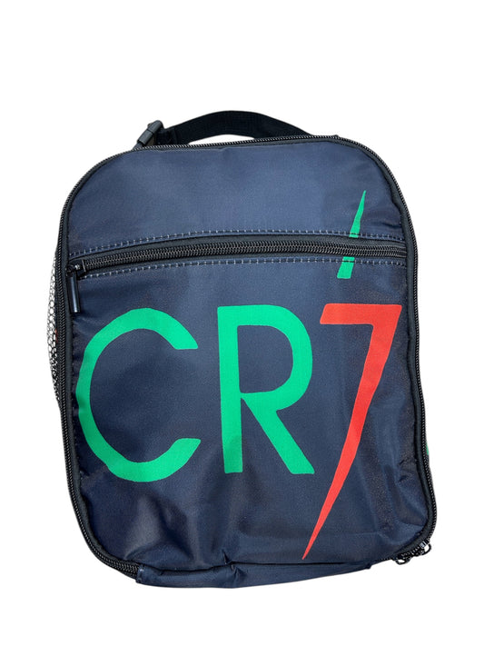 Boite à lunch - CR7 bleue marine avec logo vert et rouge, fermeture zippée, pour enfant, vue de face.