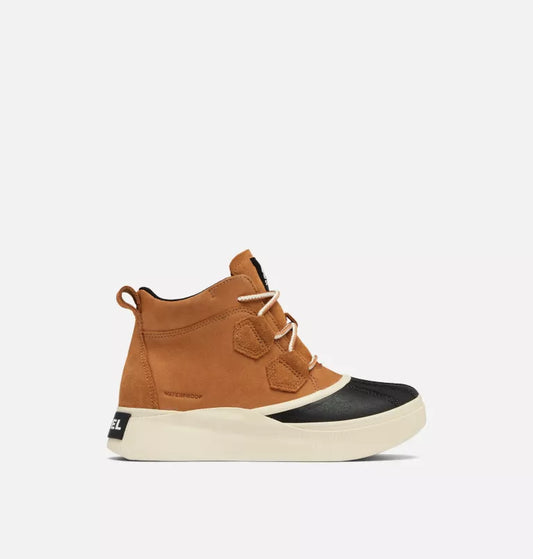 Bottes Mi-Saison  Out N About - Sorel en cuir marron imperméable et caoutchouc noir, style mi-haut, vue de profil droit enfant.