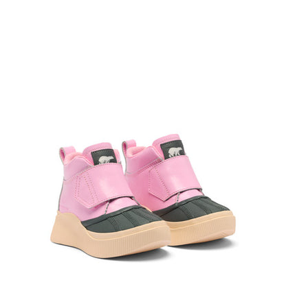 Bottes Mi-Saison OUT N ABOUT IV - Sorel roses et noires en caoutchouc et daim imperméable, pour enfant, vue de face en angle