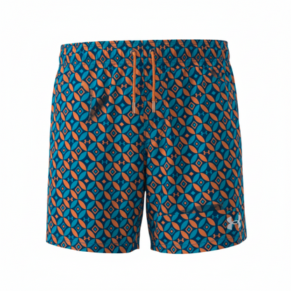 Maillot de bain - Under Armour avec motifs géométriques orange et bleu, taille ajustable, vue de face, tissu léger.