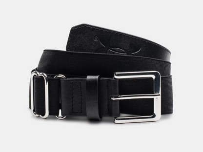 Ceinture de baseball - Under Armour noire avec boucle métallique argentée, construction élastique renforcée, pour garçon, vue détaillée.
