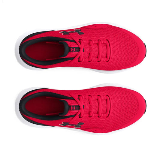 Espadrilles  UA Surge 4 - Under Armour rouges et noires en mesh respirant, pour enfant, vue de dessus.
