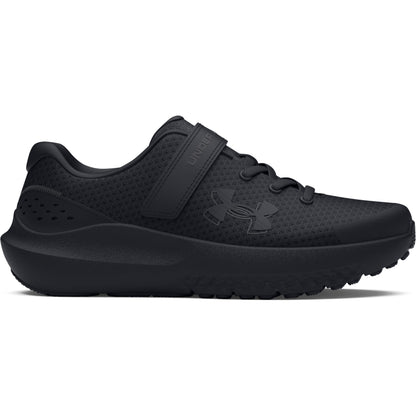 Espadrilles UA Surge 4 AC - Under Armour noires en maille légère avec fermeture à crochet, vue profil latéral droit adulte homme.