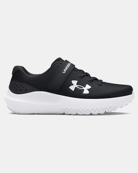 Espadrilles UA Surge 4 AC - Under Armour noires et blanches, tige en filet respirante, fermeture à sangle, vue de profil droit