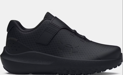 Espadrilles Surge 4 AC - Under Armour noires en mesh léger avec bride scratch, renfort talon, pour garçon, vue de profil droit