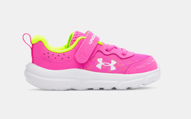 Espadrilles UA Assert 10 AC - Under Armour roses et vert fluo, mesh léger, sangle ajustable, pour fille, vue de profil droit