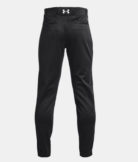 Pantalon de baseball - Under Armour noir en tissu léger, durable, pour garçon, vue de dos avec logo blanc au niveau de la ceinture