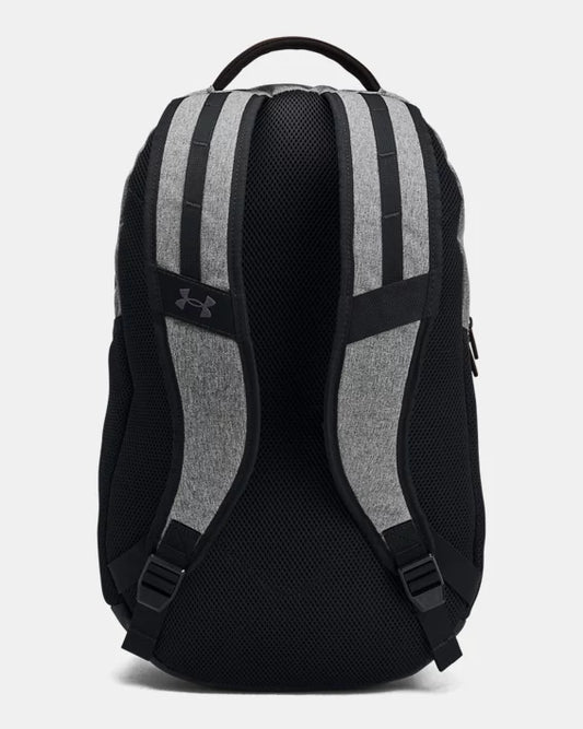 Sac à dos - Under Armour gris et noir, dos et bretelles rembourrés en mesh pour enfant, vue arrière.