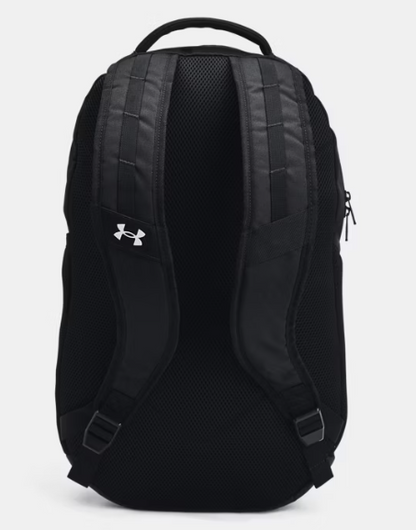 Sac à dos - Under Armour noir en polyester résistant à l'eau avec bretelles rembourrées, vue de dos.