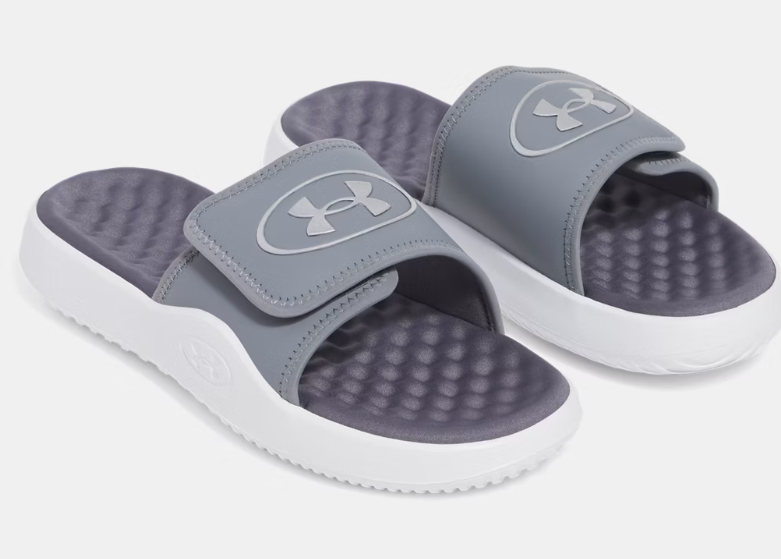 Sandales - UA Ignite Pro 8 Under Armour bleu gris et blanc, semelle mousse, bride ajustable, pour garçon, vue de face angle droit
