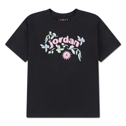 T-Shirt - Jordan noir en coton avec imprimé floral pastel rose et vert, style décontracté, vue de face.