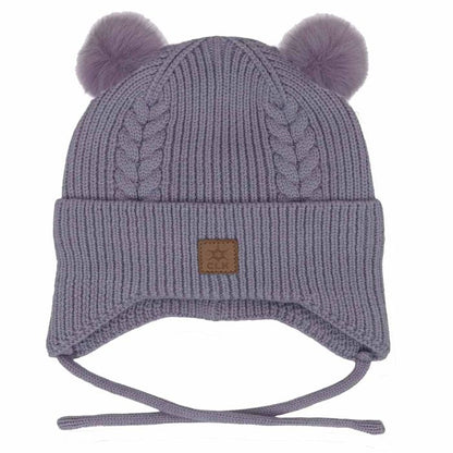 Tuque d'hiver - Calikids mauve en tricot pour bébé avec deux pompons et liens d’attache vue de face