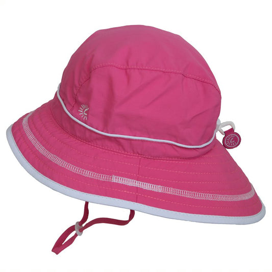 Chapeau - Calikids rose fuchsia en tissu à séchage rapide avec cordon amovible, pour enfant, vue de profil