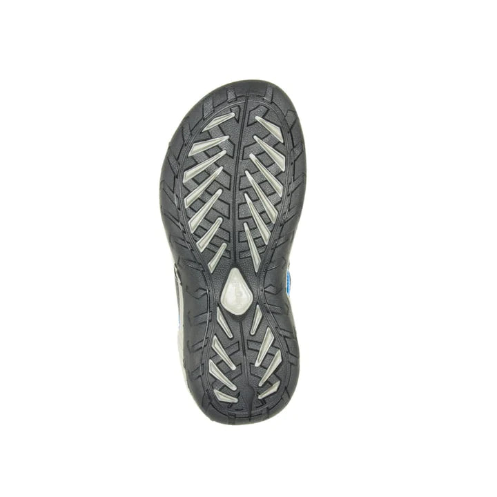 Sandales - LOBSTER2 Kamik garçon vue semelle en caoutchouc noir avec motifs antidérapants gris, détail dessous chaussure.