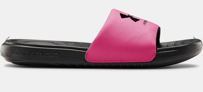 Sandales - Ansa Under Armour modèle claquette noire avec bride rose et logo noir, vue de profil côté extérieur.